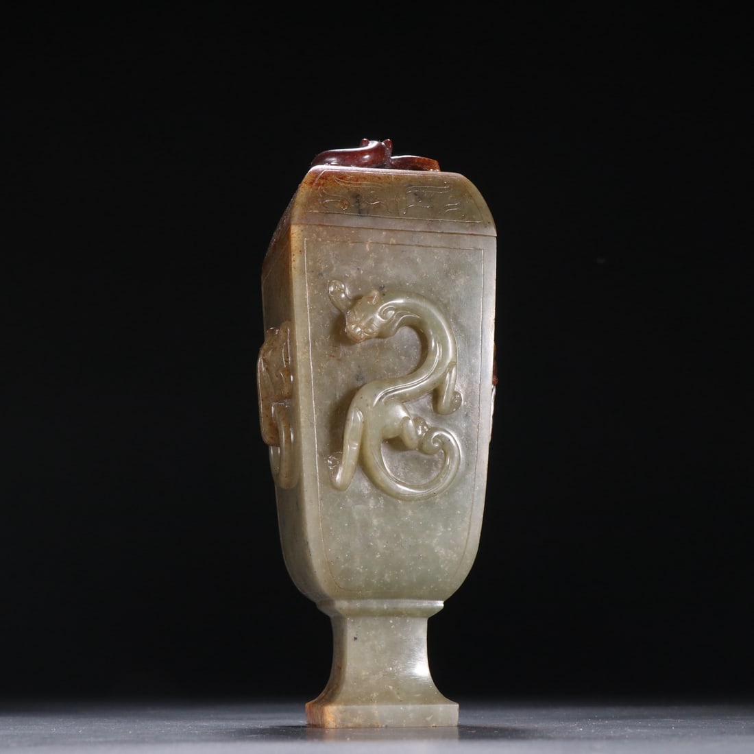 An Exquisite White Jade Chi-Dragon Pattern Cup (1 of 9)