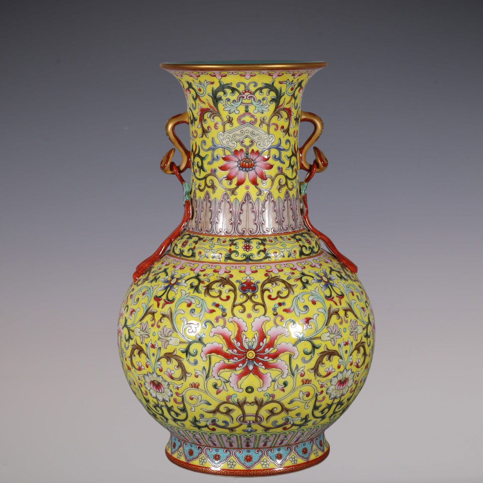 An Exquisite Famille-Rose Lotus Pattern Double-Ears Vase: An Exquisite Famille-Rose Lotus Pattern Double-Ears Vase Qing Dynasty, China Qianlong Six-character Mark Size:36.5cm (The Dimensions Of All Batches Are Manually Measured.If You Need More Detailed Info