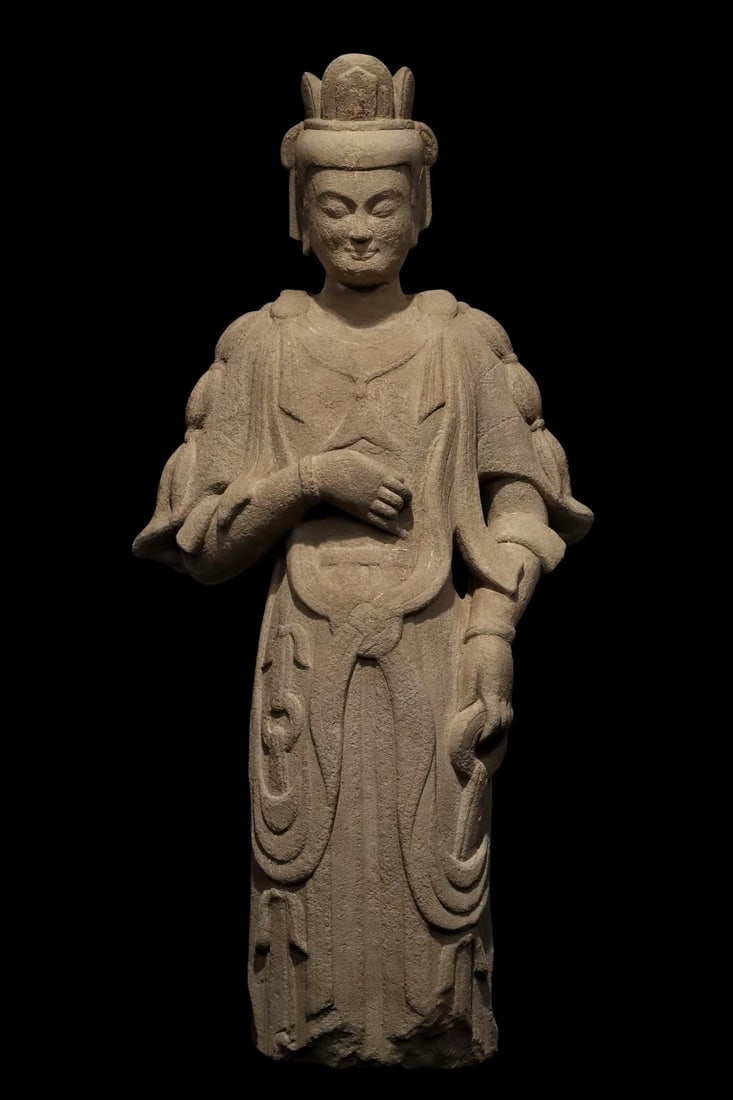 An Exquisite Stone carving Figure Ornament: An Exquisite Stone carving Figure Ornament Wei Dynasty, China Size:107cm (The Dimensions Of All Batches Are Manually Measured.If You Need More Detailed Information, Please Contact Our Customer Service