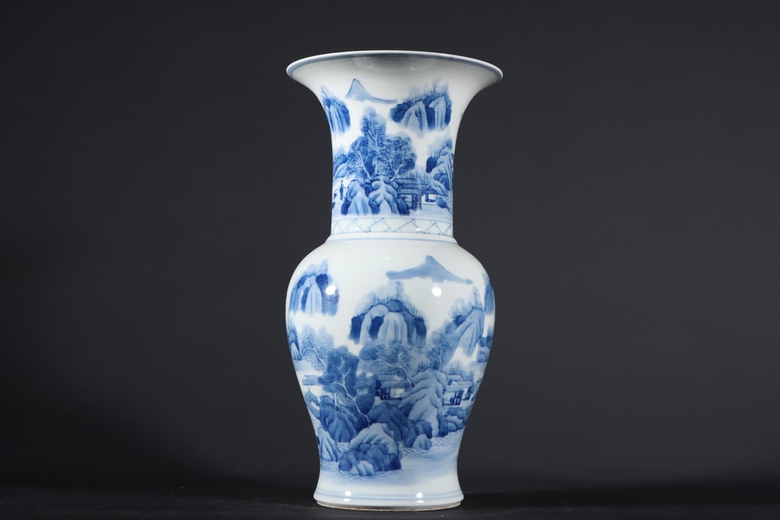 An Exquisite Blue and White Landscape Pattern Vase: An Exquisite Blue and White Landscape Pattern Vase Qing Dynasty, China Kangxi Six-character Mark Size:22cmx11cm (The Dimensions Of All Batches Are Manually Measured.If You Need More Detailed Informati
