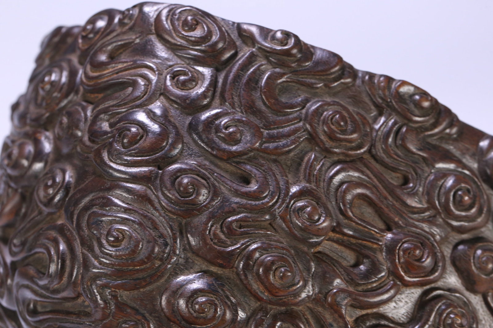 An Exquisite Eaglewood Auspicious Cloud Pattern Brush Washer - 8