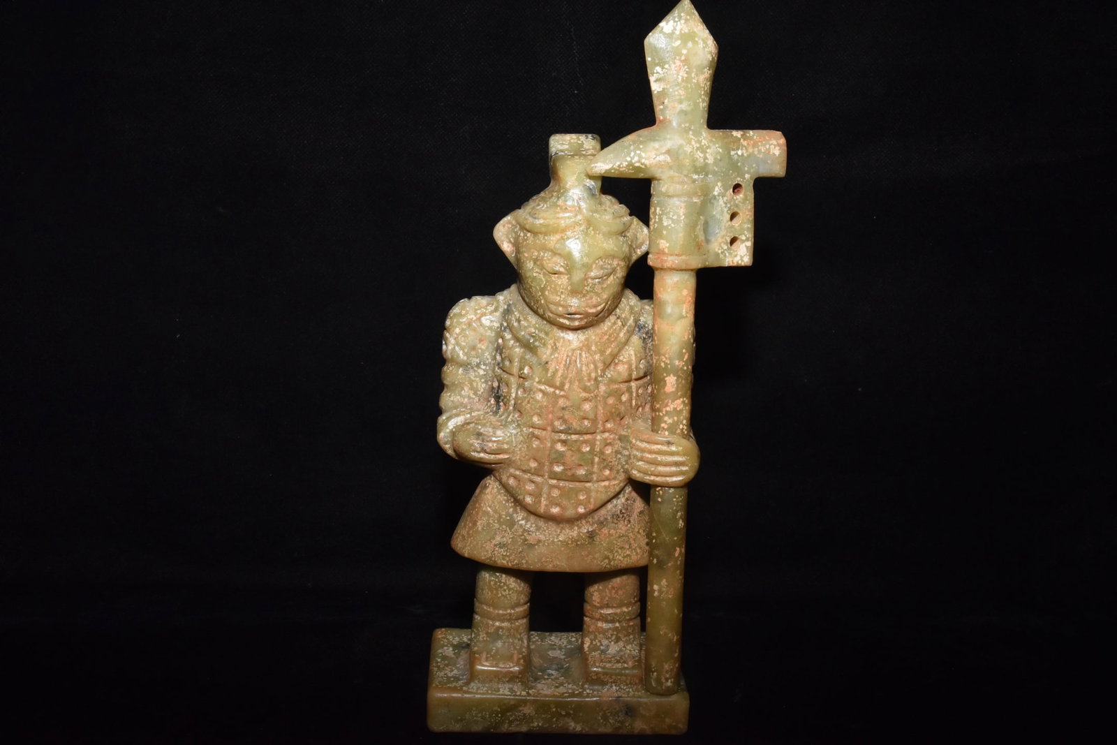 An Exquisite White Jade Figure Ornament: An Exquisite White Jade Figure Ornament Han Dynasty, China Size:23cmx11.5cm Weight:1.38kg (The Dimensions Of All Batches Are Manually Measured.If You Need More Detailed Information, Please Contact Our