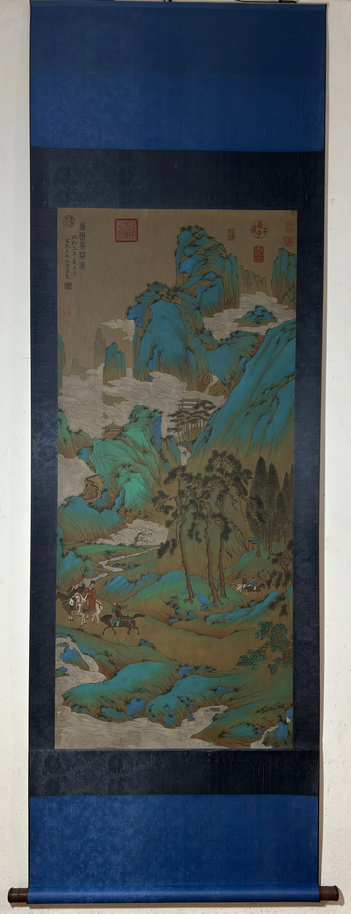 A Chinese Vertical Scroll Ink Painting of Landscape on Silk: A Chinese Vertical Scroll Ink Painting of Landscape on Silk Wang ximeng Without frame Size:137.5cmx61cm (The Dimensions Of All Batches Are Manually Measured.If You Need More Detailed Information, Plea
