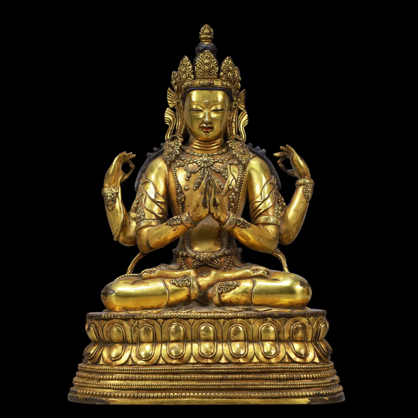 A Exquisite Gilt Bronze Four-arms Statue of Avalokitesvara: A Exquisite Gilt Bronze Four-arms Statue of Avalokitesvara Ming Dynasty, China Size:19.5cmx13cmx27cm Weight:4150g (The Dimensions Of All Batches Are Manually Measured.If You Need More Detailed Informa