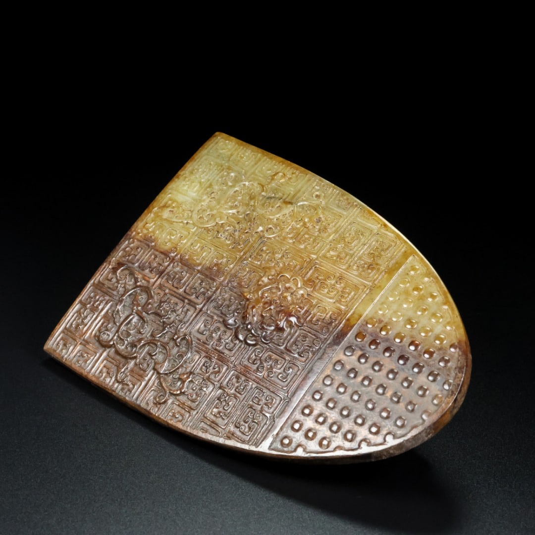 An Exquisite White Jade Phoenix Pattern Shield - 2