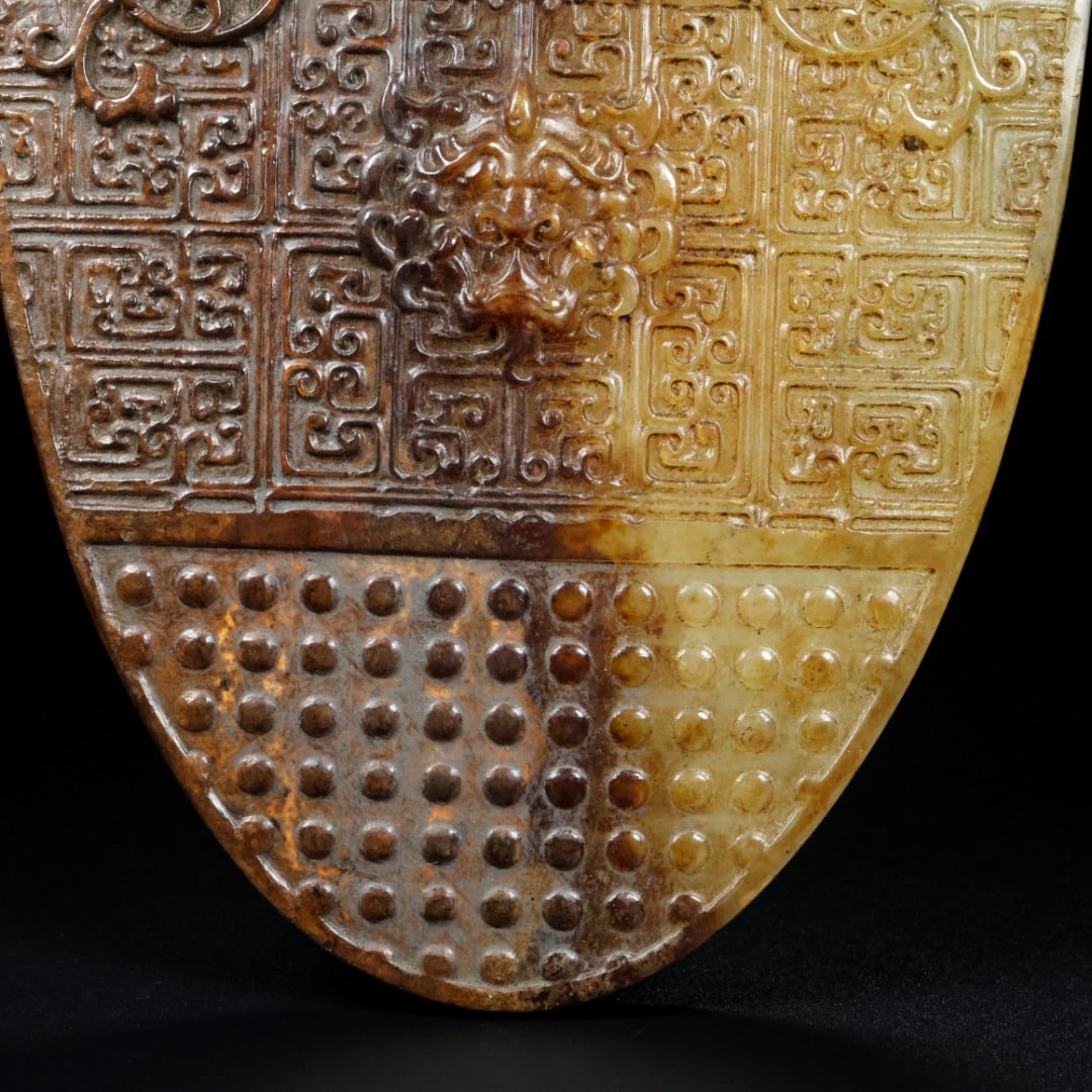 An Exquisite White Jade Phoenix Pattern Shield - 7