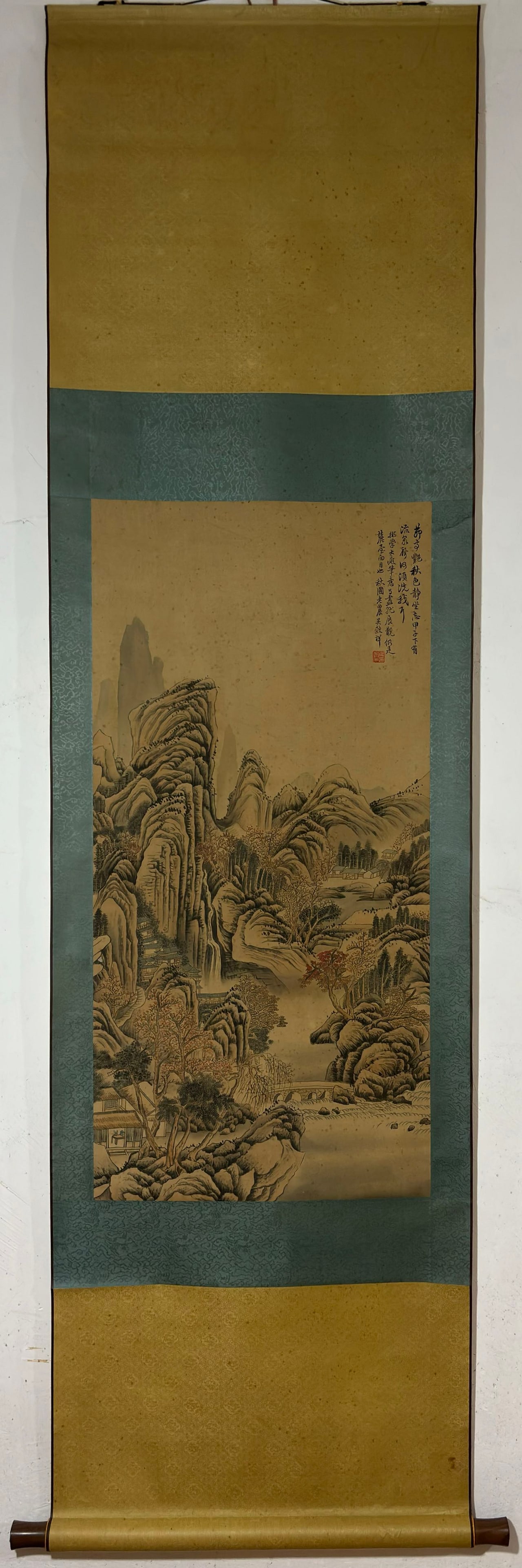A Chinese Vertical Scroll Ink Painting of Landscape on Silk: A Chinese Vertical Scroll Ink Painting of Landscape on Silk Wu guxiang Without frame Size:96cmx46.5cm (The Dimensions Of All Batches Are Manually Measured.If You Need More Detailed Information, Please
