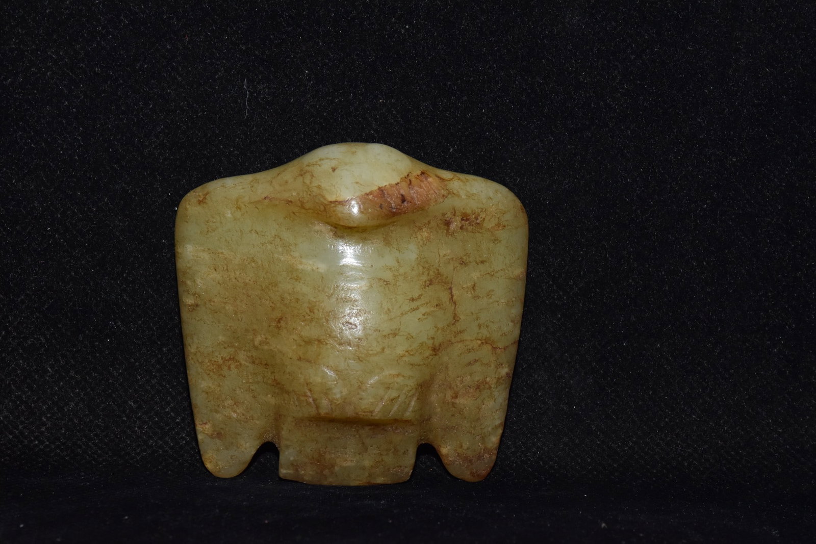 An Exquisite Hemo Jade Bird Ornament (1 of 6)