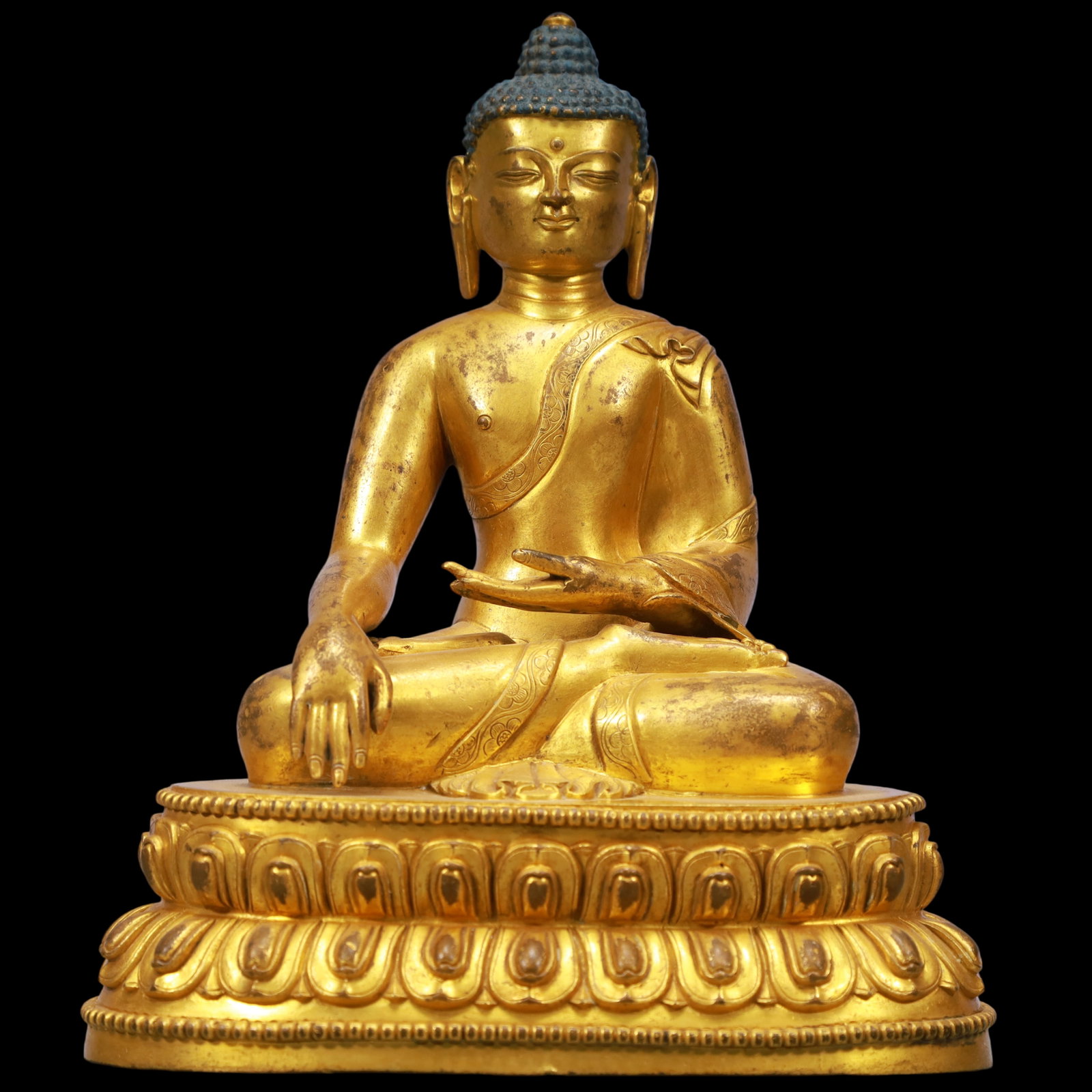 An Exquisite Gilt Bronze Statue of Sakyamuni: An Exquisite Gilt Bronze Statue of Sakyamuni Ming Dynasty, China Size:19cmx13cmx24cm Weight:3150g (The Dimensions Of All Batches Are Manually Measured.If You Need More Detailed Information, Please Con