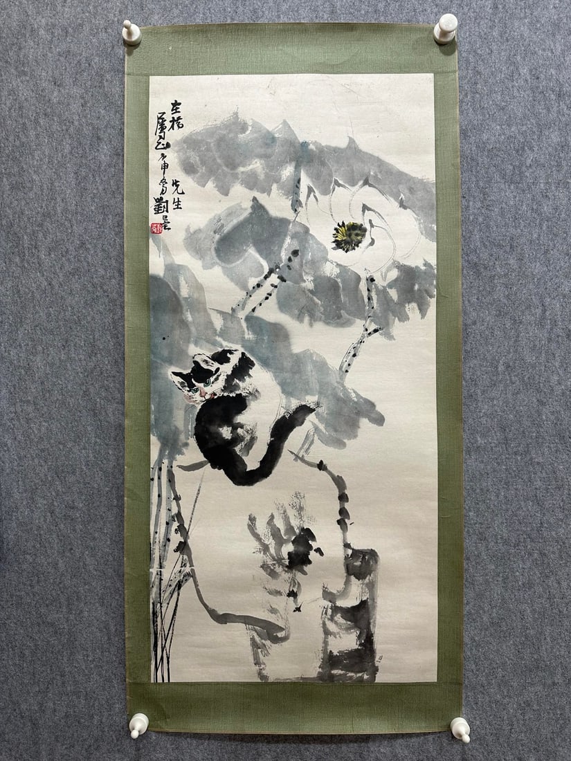 An Fabulous Chinese Ink Cat By Paper: An Fabulous Chinese Ink Cat By Paper Liu danzhai Without frame Size:46cmx98cm (The Dimensions Of All Batches Are Manually Measured.If You Need More Detailed Information, Please Contact Our Customer Se