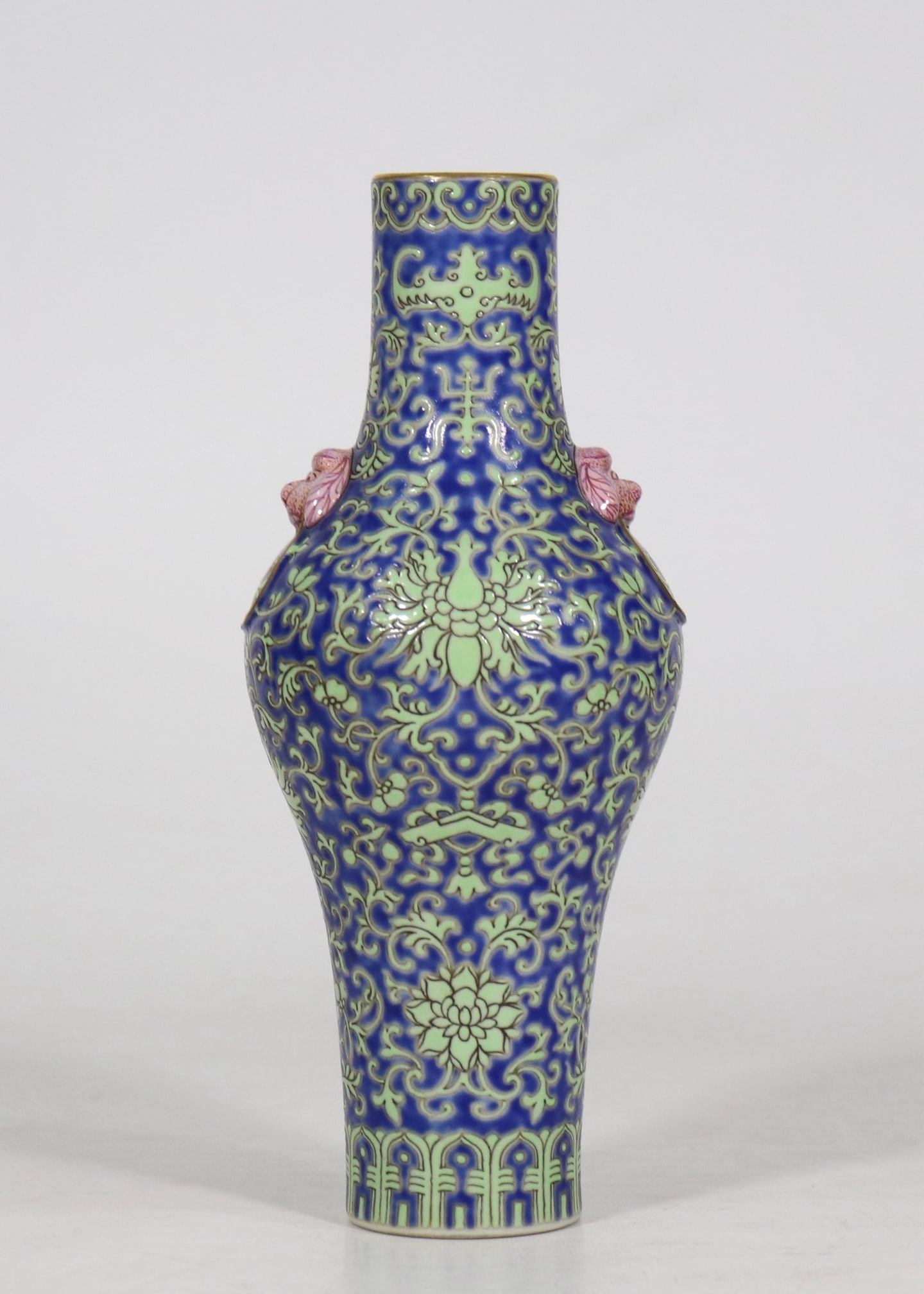 An Exquisite Famille-Rose Bats and Peach Pattern Lotus Pattern Double-Ears Vase: An Exquisite Famille-Rose Bats and Peach Pattern Lotus Pattern Double-Ears Vase Qing Dynasty, China Qianlong Six-character Mark Size:19.5cmx8cm (The Dimensions Of All Batches Are Manually Measured.If 