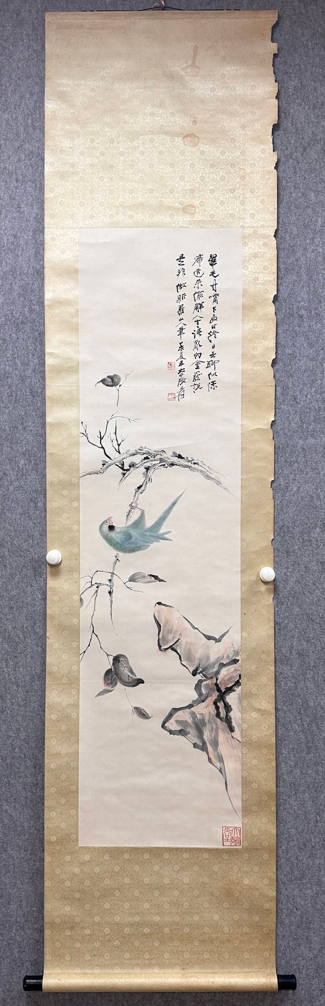 A Chinese Vertical Scroll Ink Painting of Flower and Bird on Paper: A Chinese Vertical Scroll Ink Painting of Flower and Bird on Paper Zhang daqian Without frame Size:37cmx140cm (The Dimensions Of All Batches Are Manually Measured.If You Need More Detailed Information