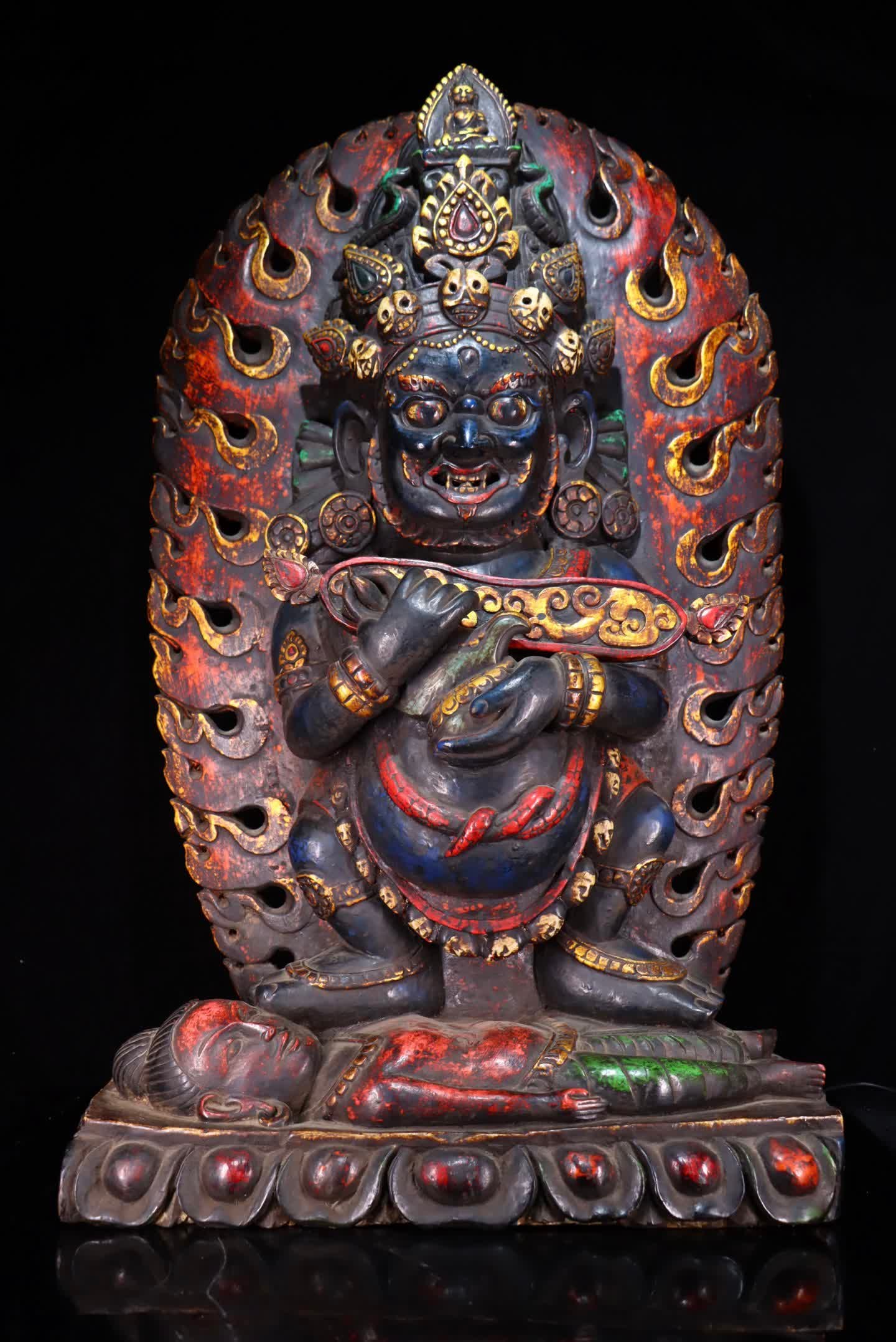 A Qing Dynasty Daheitian wood carving mineral painted gold statue: Qing Dynasty Daheitian wood carving mineral painted gold statue SIZE: H:74cm W:44.5cm (The Dimensions Of All Batches Are Manually Measured.If You Need More Detailed Information, Please Contact Our Cus