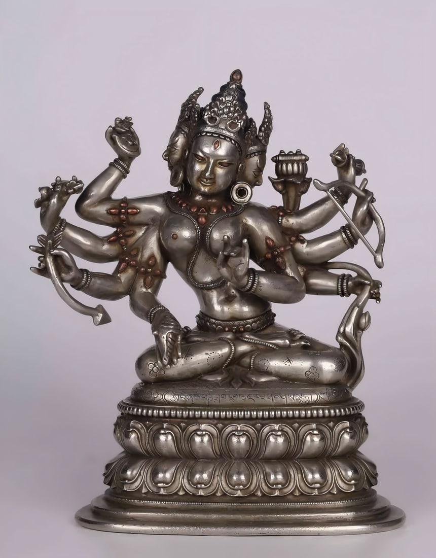 A seated statue of the Ming Dynasty silver-inlaid bronze statue of the Buddha Mother (1 of 9)