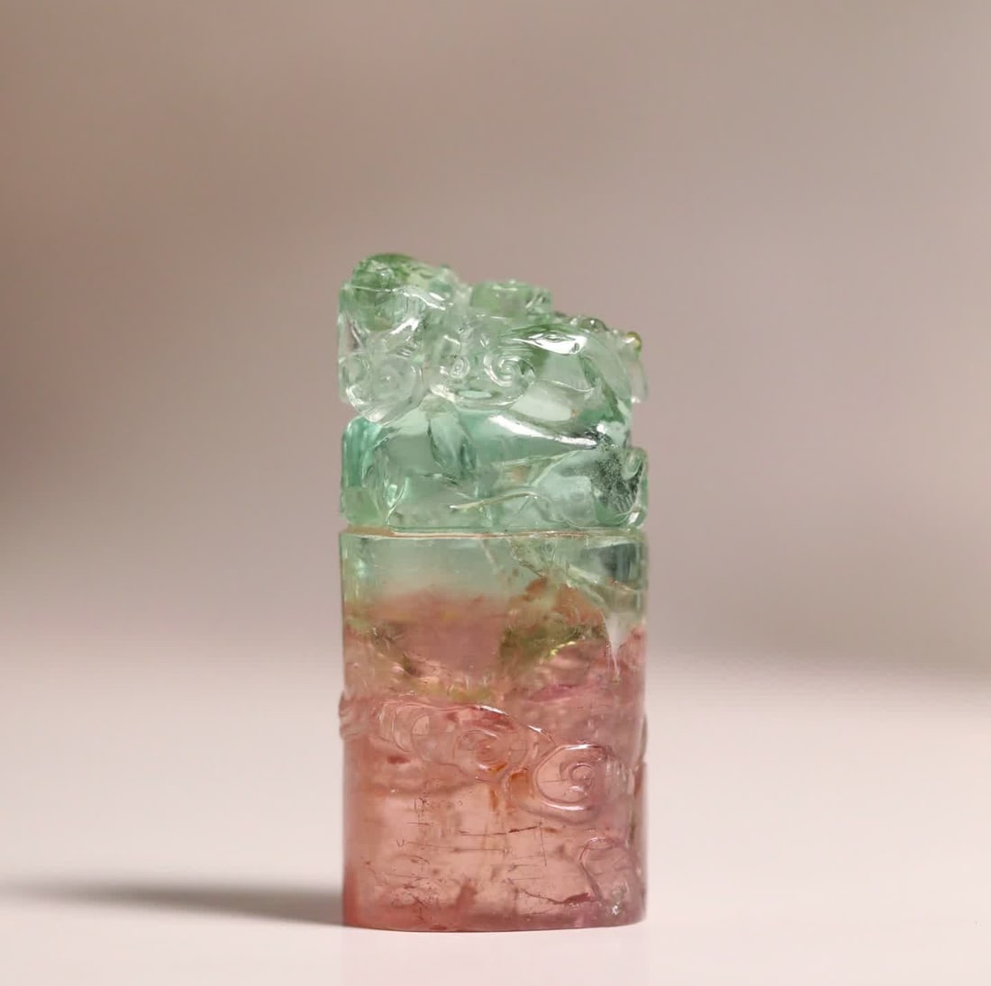 A piece of Qing Dynasty watermelon tourmaline beast button seal double deer holding Ganoderma (1 of 7)