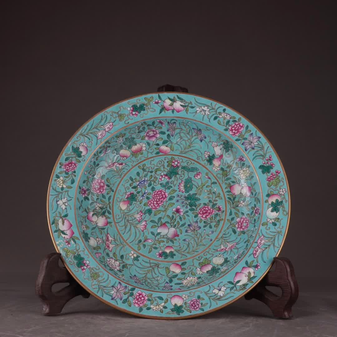 A Qing Dynasty Daoguang green pastel gold-painted flower plate: Qing Dynasty Daoguang green pastel gold-painted flower plate SIZE: H:6.6cm D:37.5cm (The Dimensions Of All Batches Are Manually Measured.If You Need More Detailed Information, Please Contact Our Custo
