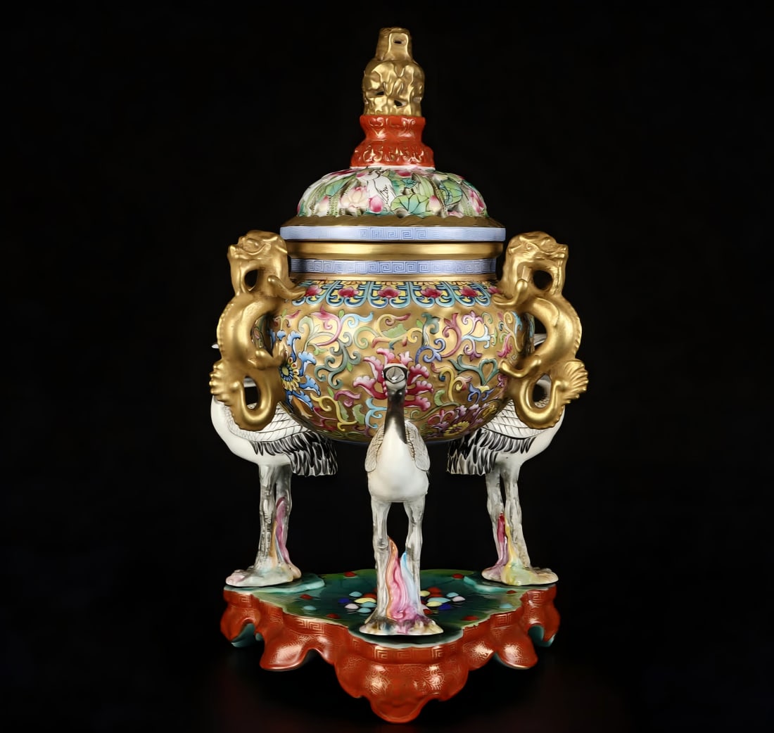 A Qing Dynasty hollow gold background enamel aroma burner: Qing Dynasty hollow gold background enamel aromatherapy stove SIZE: H:29cm W:16.5cm (The Dimensions Of All Batches Are Manually Measured.If You Need More Detailed Information, Please Contact Our Custo
