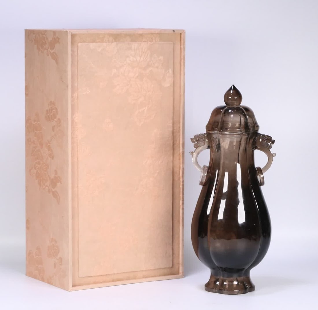 A Qing Dynasty natural tea crystal double dragon ear holder live ring begonia lid bottle (1 of 9)