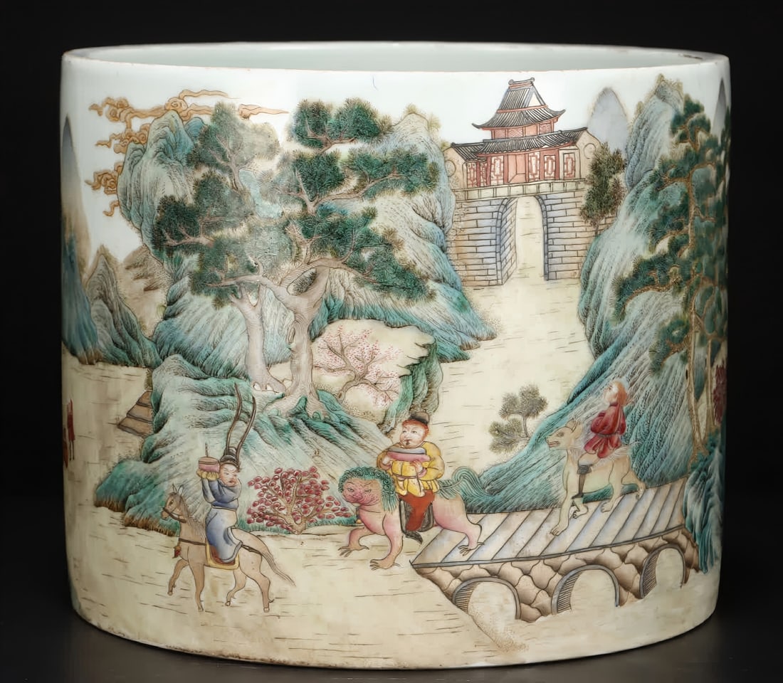 A Qing Dynasty pastel landscape figure pen holder: Qing Dynasty pastel landscape figure pen holder SIZE: H:17cm MouthD:20.5cm (The Dimensions Of All Batches Are Manually Measured.If You Need More Detailed Information, Please Contact Our Customer Servi
