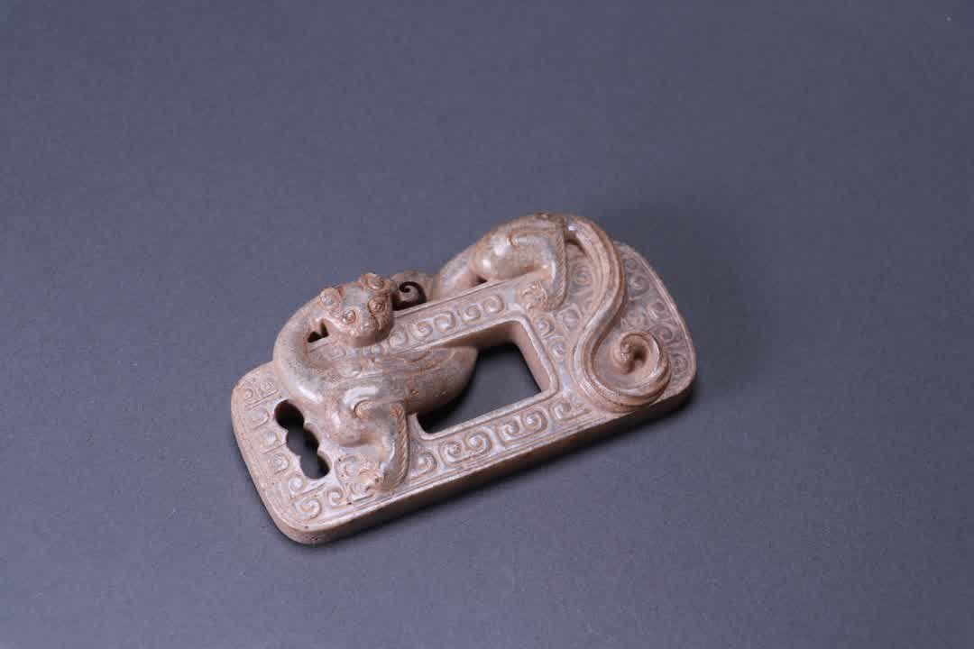 A war Han jade dragon pattern pendant - 3