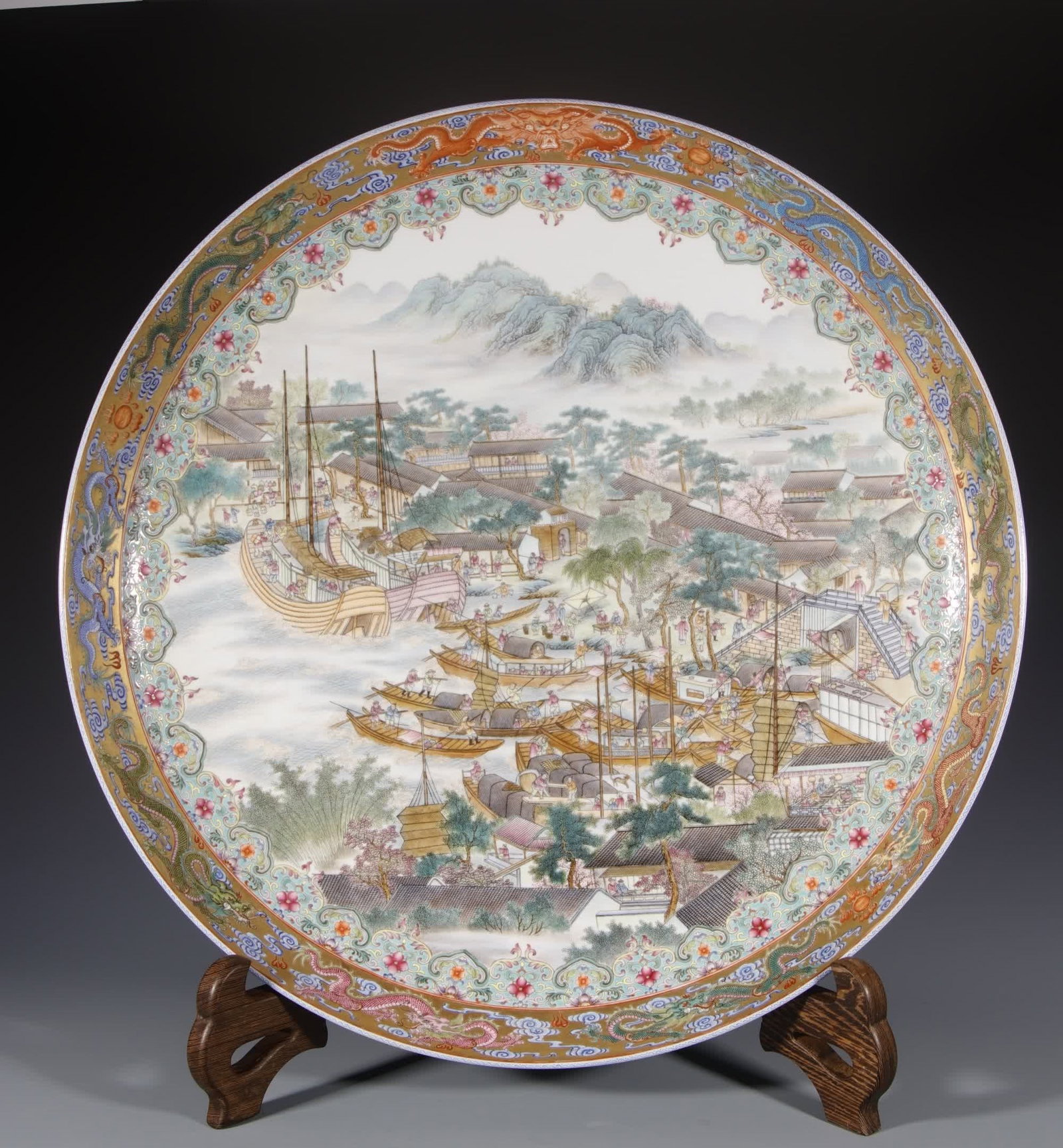 A piece of Qing Dynasty Qianlong Kowloon Golden Land Qing Dynasty Ming Dynasty Shanghe Tu Big Pan (1 of 9)
