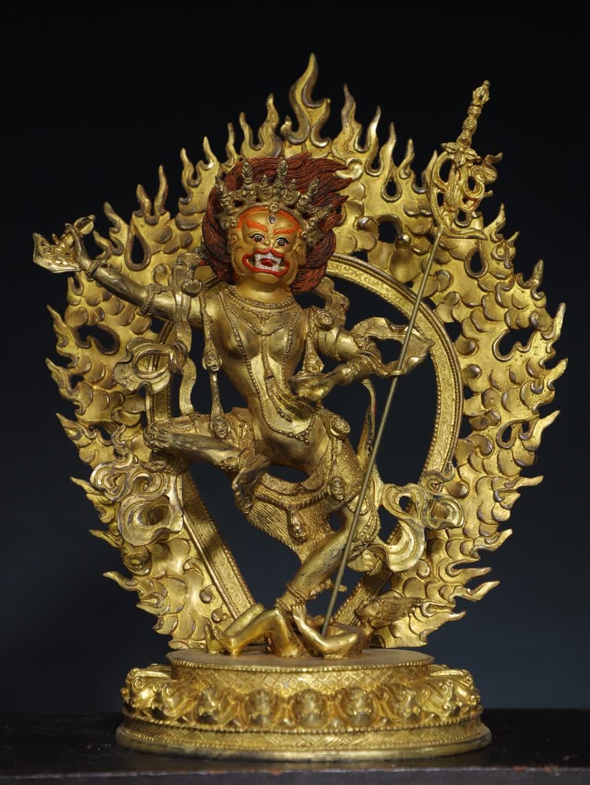 A Qing Dynasty copper-gilt lion-faced Vajra statue: Qing Dynasty copper gilt lion-faced diamond statue SIZE: H:35cm W:27cm T:13cm W:3.05kg (The Dimensions Of All Batches Are Manually Measured.If You Need More Detailed Information, Please Contact Our Cu