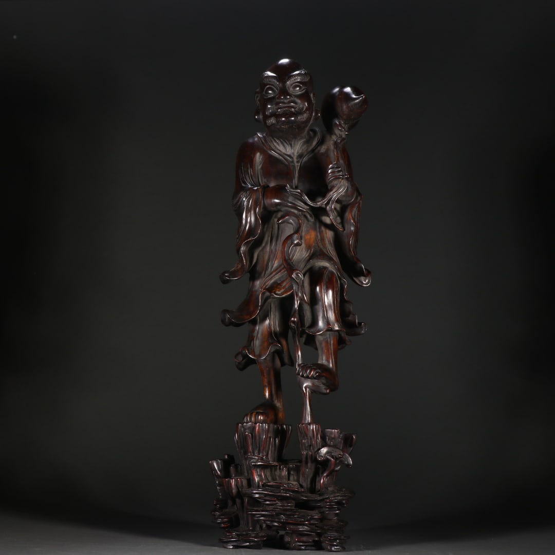 An Exquisite Boxwood Figure Ornament: An Exquisite Boxwood Figure Ornament Qing Dynasty, China Size:47.3cmx17.2cm Weight:1910g (The Dimensions Of All Batches Are Manually Measured.If You Need More Detailed Information, Please Contact Our 