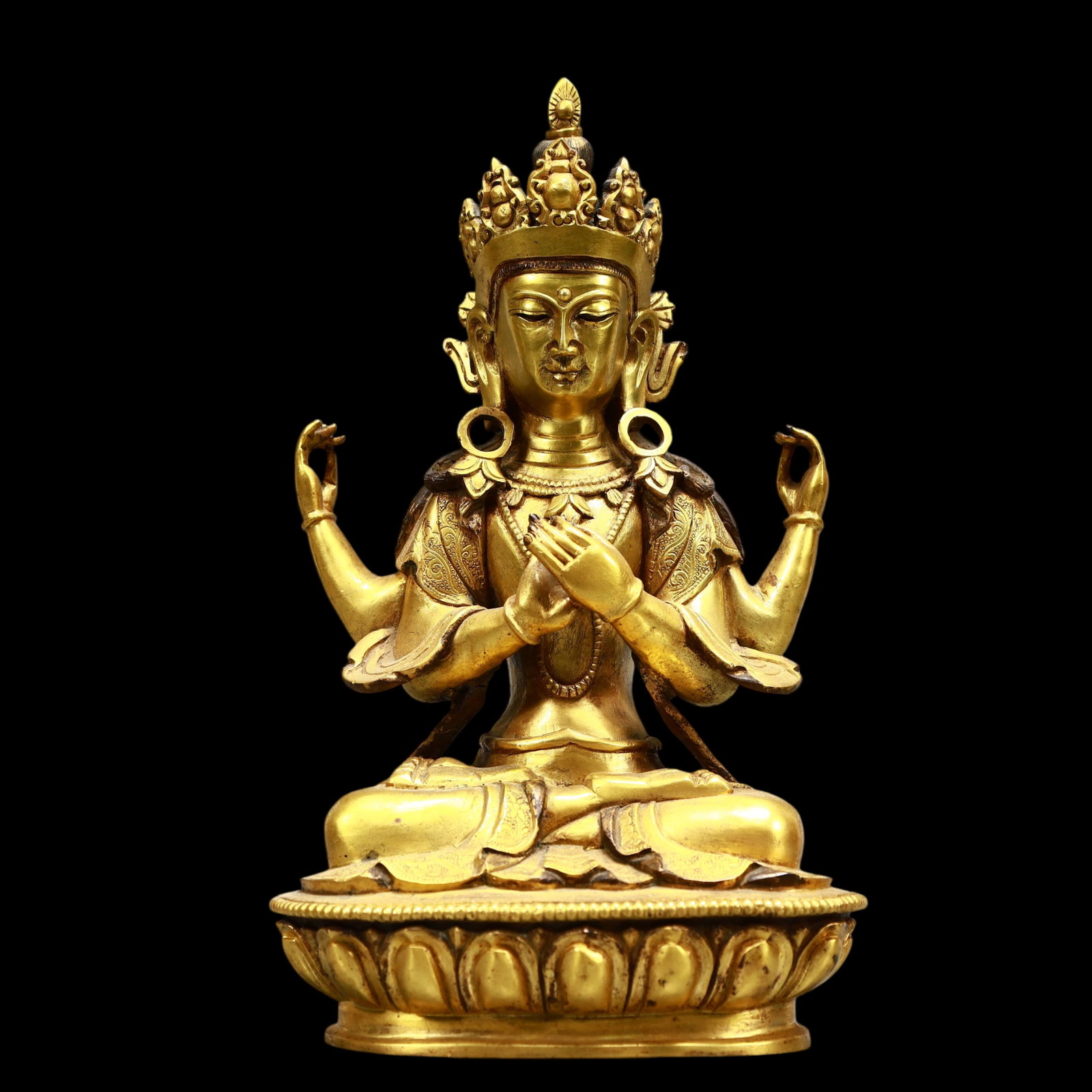 A Exquisite Gilt Bronze Four-arms Statue of Avalokitesvara: A Exquisite Gilt Bronze Four-arms Statue of Avalokitesvara Ming Dynasty, China Yongle Six-character Mark Size:13.5cmx8.5cmx23cm Weight:1800g (The Dimensions Of All Batches Are Manually Measured.If You