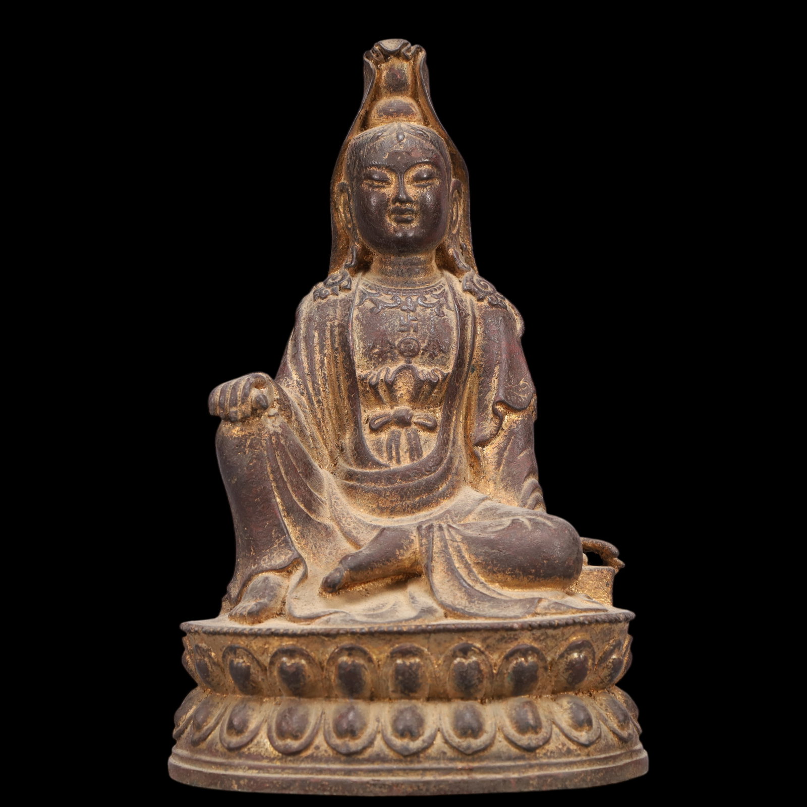 An Exquisite Bronze Statue of Avalokitesvara: An Exquisite Bronze Statue of Avalokitesvara Ming Dynasty, China Size:19cmx16cmx31cm Weight:6850g (The Dimensions Of All Batches Are Manually Measured.If You Need More Detailed Information, Please Con