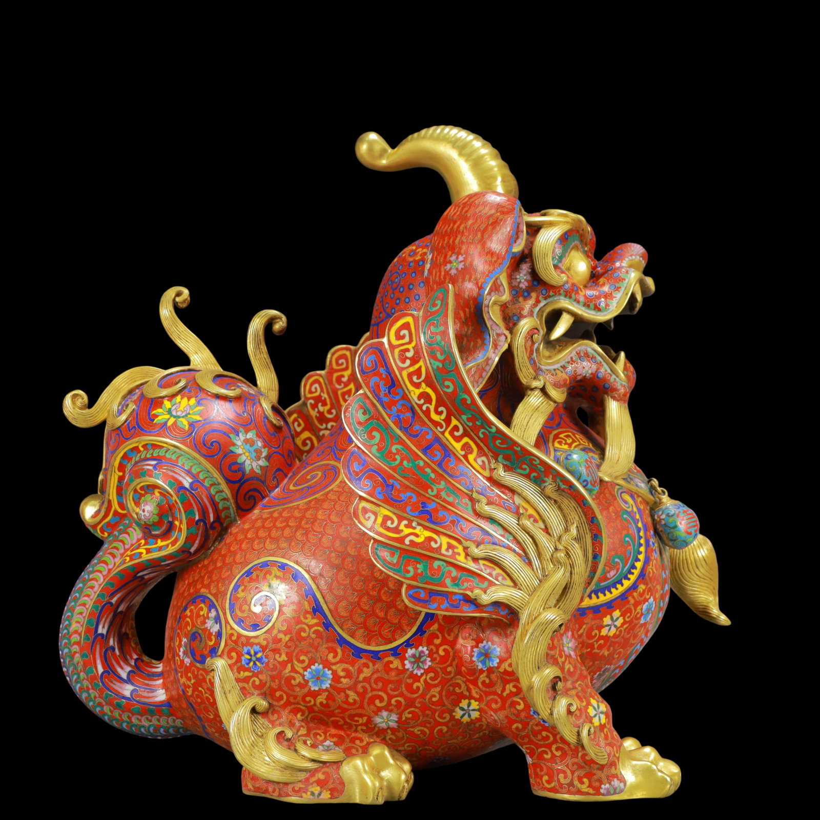 A Huge Cloisonne Auspicious Beast Ornament (1 of 13)