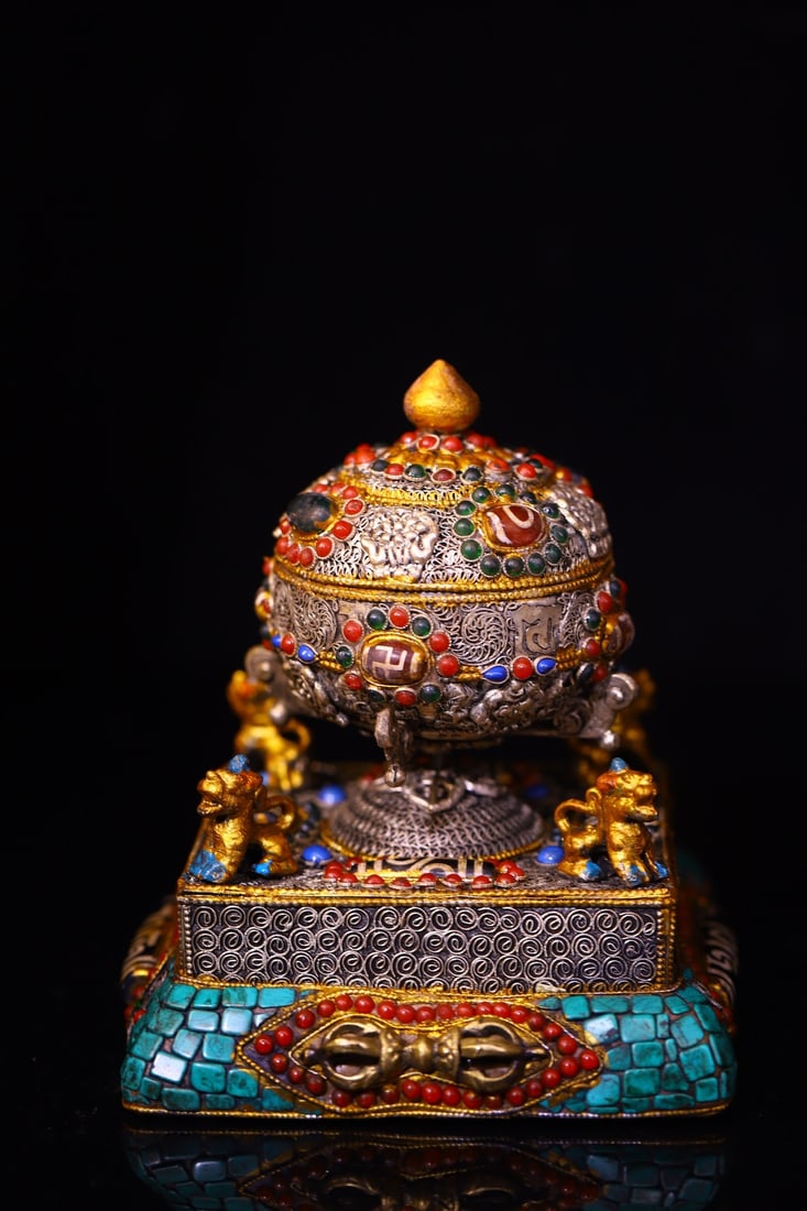 An Exquisite Silver Inlaid Gems With Sanskrit Ornament (1 of 9)