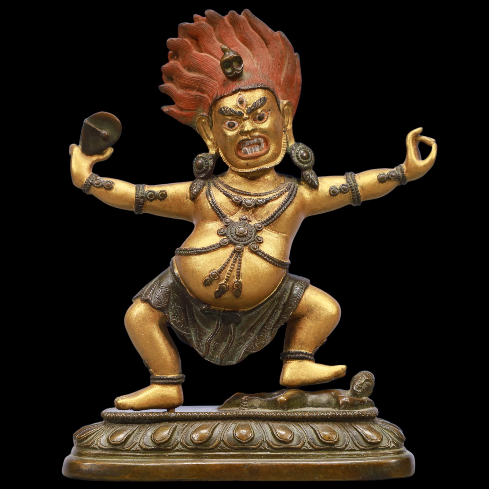 An Exquisite Gilt Bronze Statue of Mammon Rides the Lion: An Exquisite Gilt Bronze Statue of Mammon Rides the Lion Ming Dynasty, China Size:11cmx5cmx15cm Weight:800g (The Dimensions Of All Batches Are Manually Measured.If You Need More Detailed Information, 