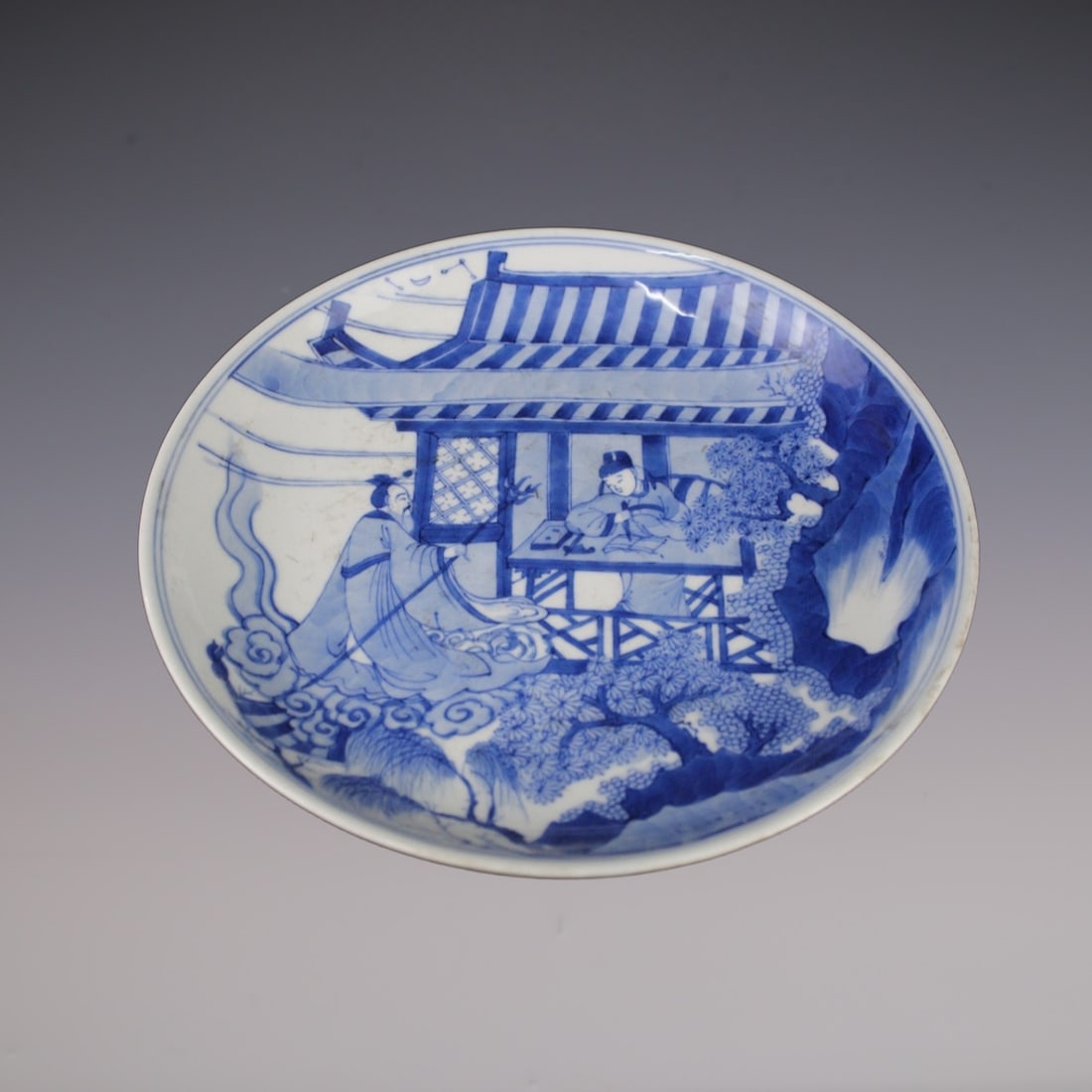 An Exquisite Blue and White Character and Story Pattern Plate: An Exquisite Blue and White Character and Story Pattern Plate Qing Dynasty, China Kangxi Six-character Mark Size:25.5cmx14.5cm (The Dimensions Of All Batches Are Manually Measured.If You Need More Det