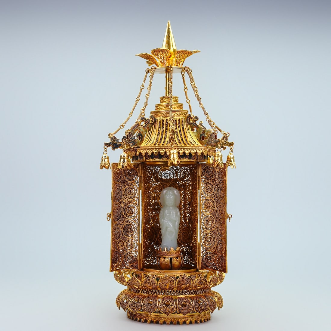 An Exquisite Gilt Bronze Inlaid White Jade Pagoda: An Exquisite Gilt Bronze Inlaid White Jade Pagoda Qing Dynasty, China Qianlong Four-character Mark Size:35cmx13cm Weight:1030g (The Dimensions Of All Batches Are Manually Measured.If You Need More Det
