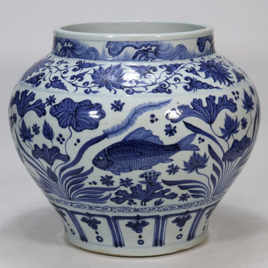 An Exquisite Blue and White Fish and Lotus Pattern Lotus Pattern Jar (1 of 8)