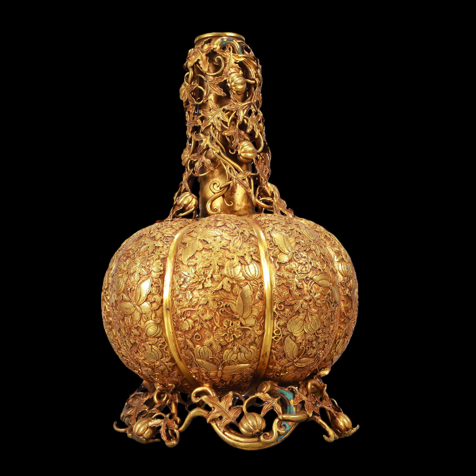 A Exquisite Gilt Bronze Flower and Fruit Pattern Vase - 6