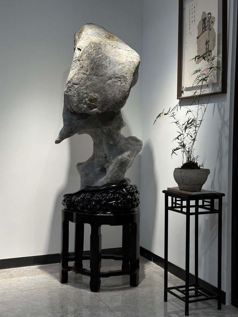 An Exquisite Lingbi Stone Ornament: An Exquisite Lingbi Stone Ornament Qing Dynasty, China Size:214cmx76cmx50cm (The Dimensions Of All Batches Are Manually Measured.If You Need More Detailed Information, Please Contact Our Customer Serv