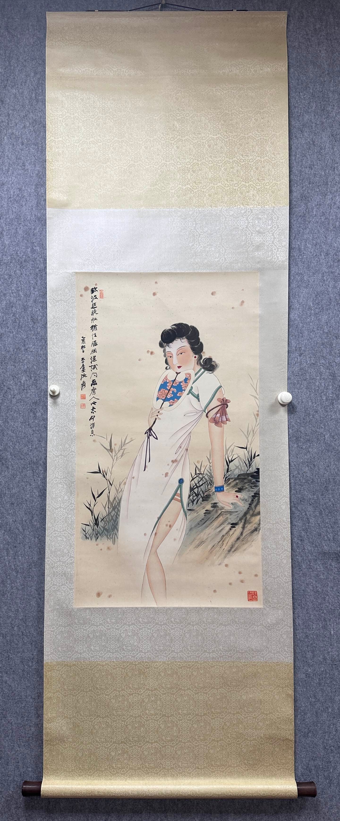 A Chinese Vertical Scroll Ink Painting of Figure on Silk: A Chinese Vertical Scroll Ink Painting of Figure on Silk Zhang daqian Without frame Size:50cmx90cm (The Dimensions Of All Batches Are Manually Measured.If You Need More Detailed Information, Please