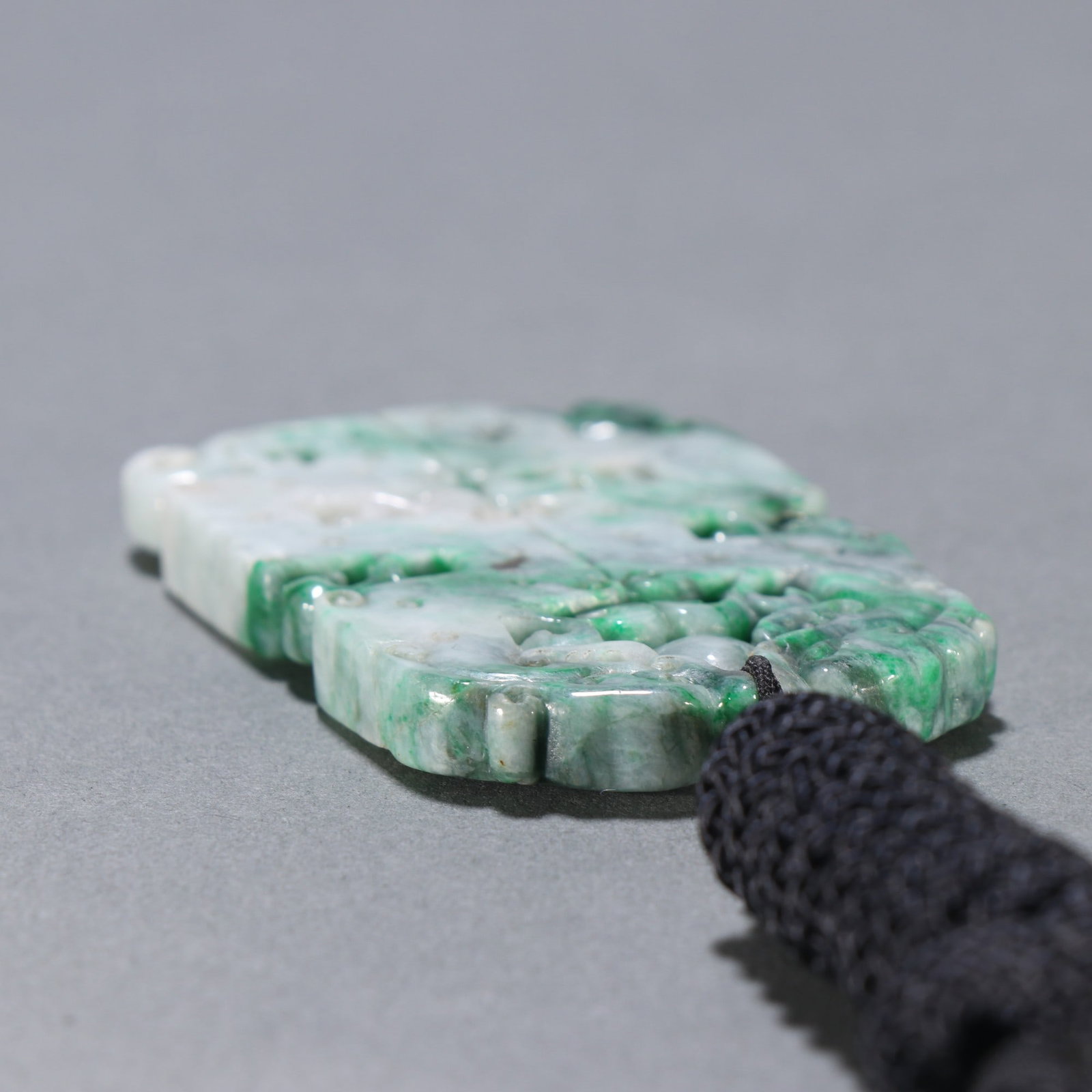 An Exquisite Jadeite Dragon Pattern Brand - 9