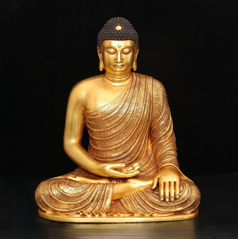 An Exquisite Gilt Bronze Statue of Sakyamuni Ornament: An Exquisite Gilt Bronze Statue of Sakyamuni Ornament Ming Dynasty, China Yongle Six-character Mark Size:61cmx47cm Weight:29500g (The Dimensions Of All Batches Are Manually Measured.If You Need More
