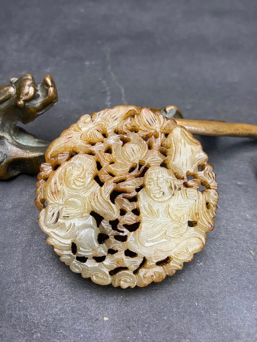 An Exquisite White Jade Character and Story Pattern Brand (1 of 9)