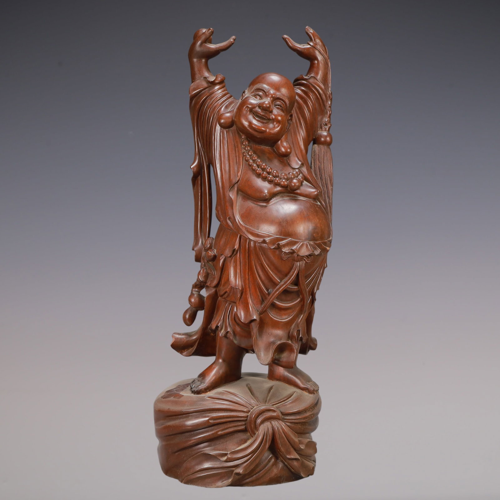 A Exquisite Boxwood Statue of Maitreya Buddha Ornament: A Exquisite Boxwood Statue of Maitreya Buddha Ornament Qing Dynasty, China Size:25cmx22cmx67cm Weight:1400g (The Dimensions Of All Batches Are Manually Measured.If You Need More Detailed Information, 