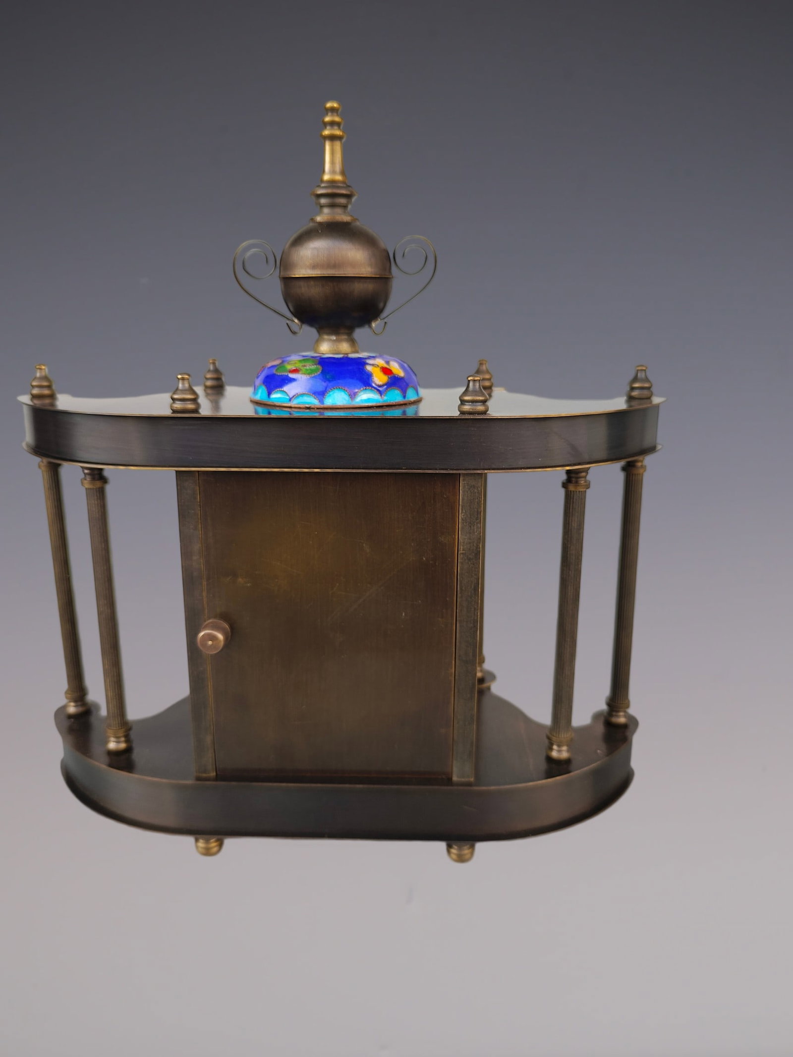 An Exquisite Bronze Lotus Pattern Clock - 5