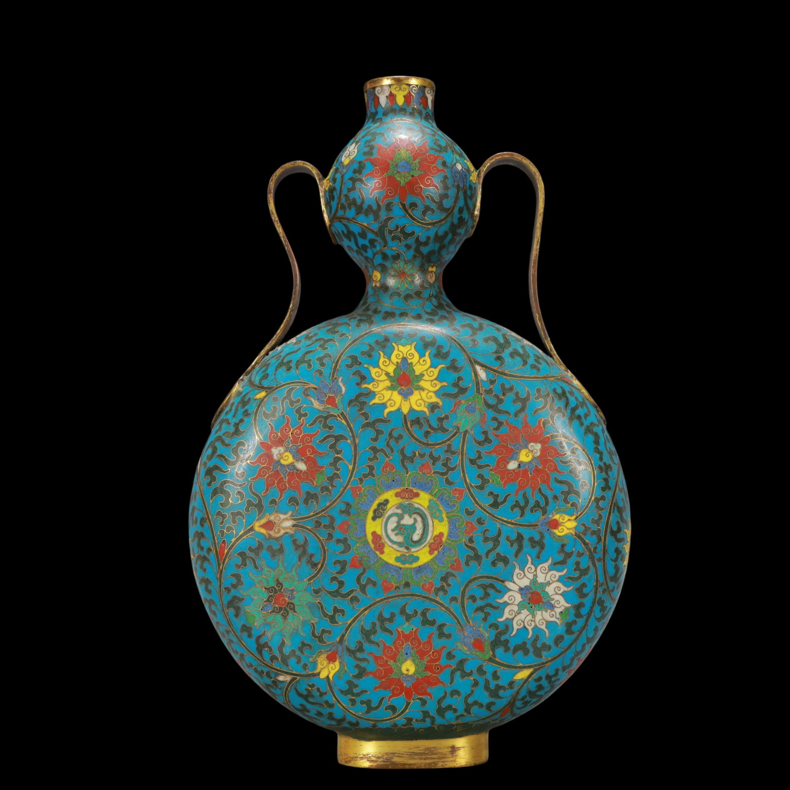 A Exquisite Cloisonne Lotus Pattern Double-Ears Gourd-Shaped Vase: A Exquisite Cloisonne Lotus Pattern Double-Ears Gourd-Shaped Vase Ming Dynasty, China Jingtai Six-character Mark Size:22cmx8cmx36cm Weight:2200g (The Dimensions Of All Batches Are Manually
