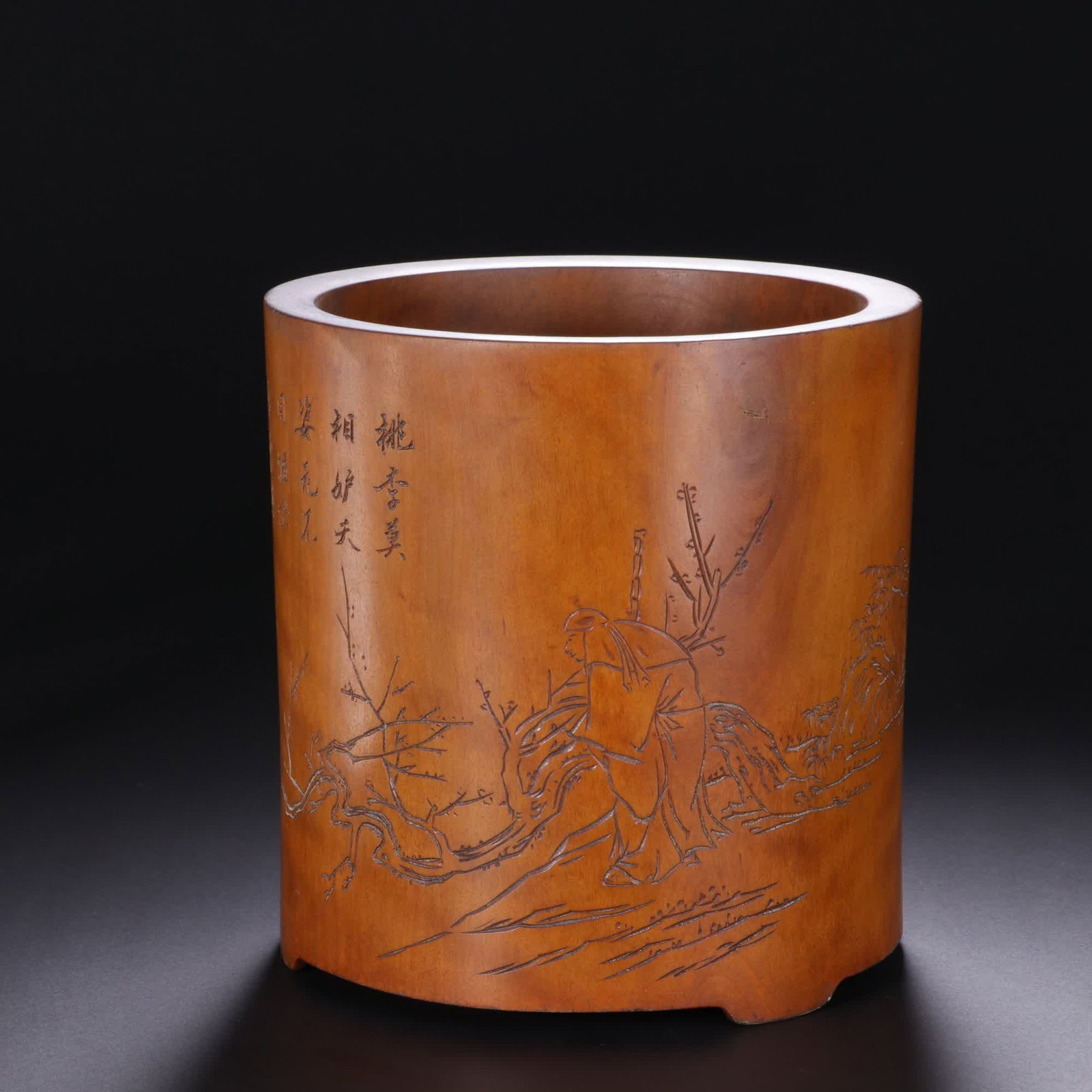 A Qing Dynasty Yanchang boxwood carved poetic character pattern pen holder: Qing Dynasty Yanchang boxwood carved poetry character pattern pen holder SIZE: H:14.5cm W:14cm (The Dimensions Of All Batches Are Manually Measured.If You Need More Detailed Information, Please Contac