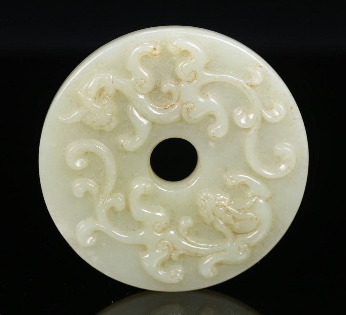 A Qing Dynasty Hetian jade double dragon jade: Qing Dynasty Hetian jade double dragon jade SIZE: 7.9x0.9cm W:93g (The Dimensions Of All Batches Are Manually Measured.If You Need More Detailed Information, Please Contact Our Customer Service Before