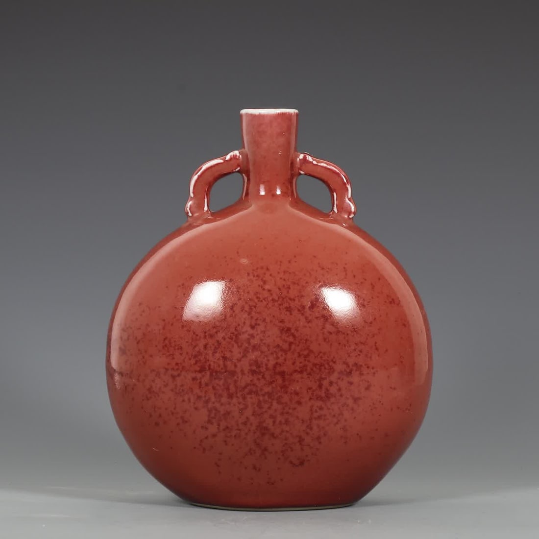 A Ming Dynasty Yongle ruby red glazed double-line flat bottle - 2