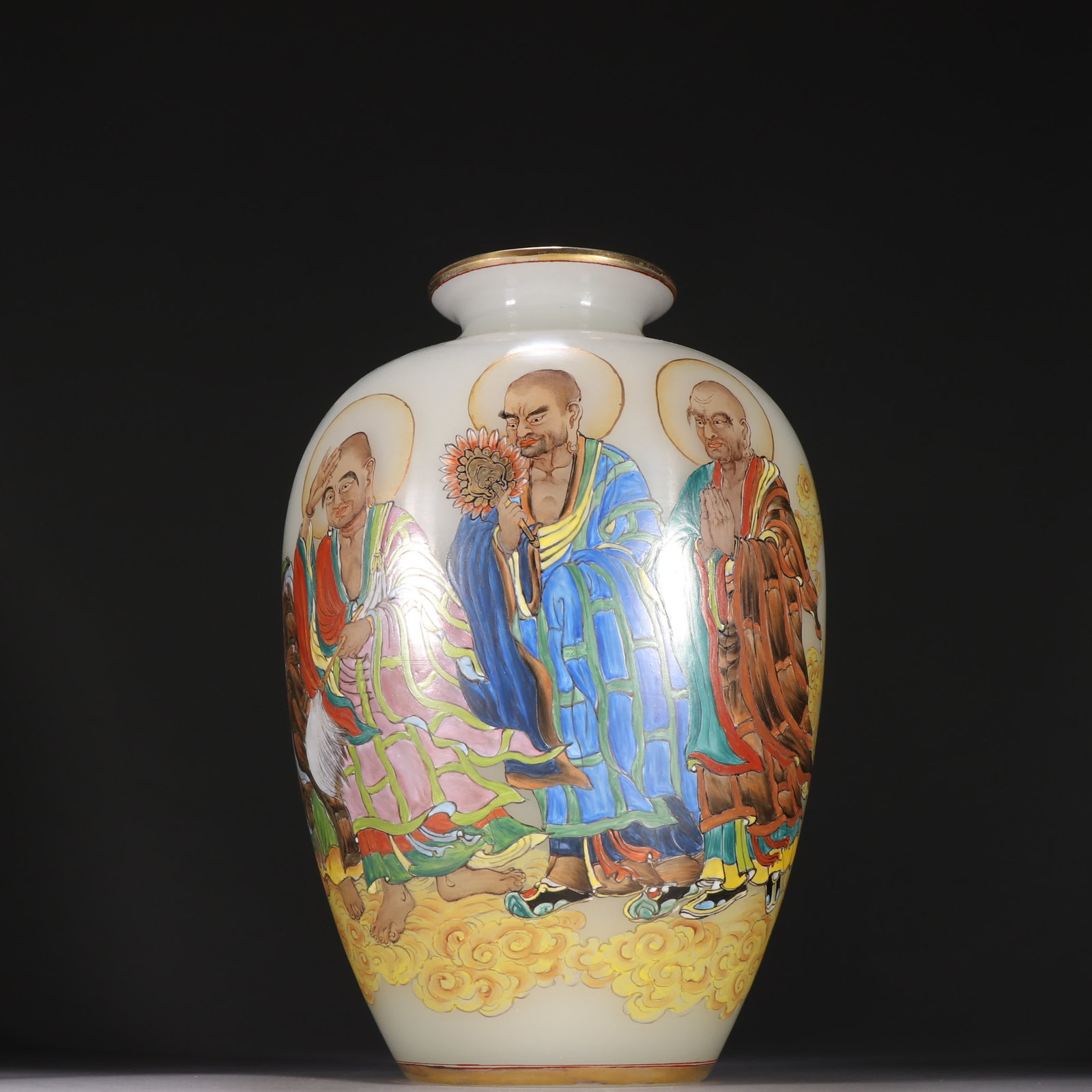 A Qing Dynasty material vessel painting enamel Arhat heart sutra pattern bottle (1 of 9)