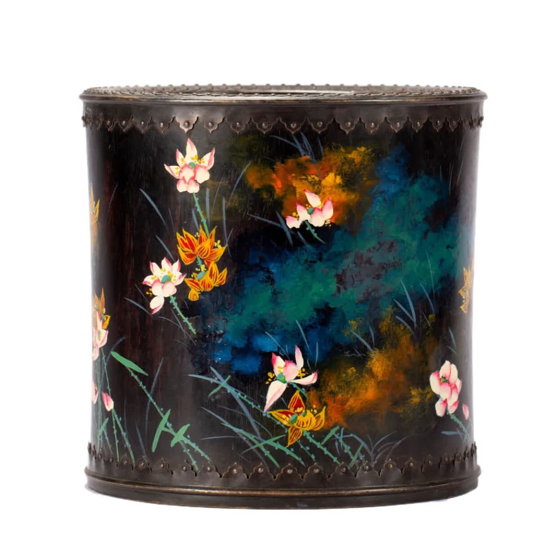 A Qing Dynasty rosewood painted pen holder: Qing Dynasty rosewood painted pen holder SIZE: L:21cm W:21cm H:20.5cm W:2510g (The Dimensions Of All Batches Are Manually Measured.If You Need More Detailed Information, Please Contact Our Customer Se
