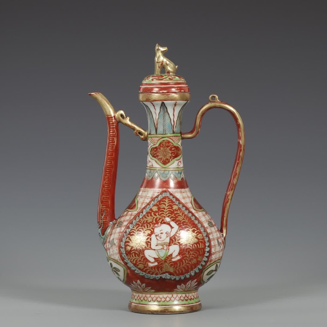 A Ming Dynasty Jiajing red and green color gold-painted baby play picture holding a pot: Ming Dynasty Jiajing red and green color gold painting baby play picture holding a pot SIZE: H: 30.5cm MouthD: 5.8cm Belly diameter 13.5cm (The Dimensions Of All Batches Are Manually Measured.If You N
